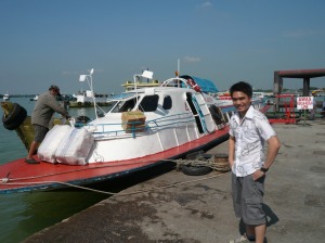 dambuhalang ferry